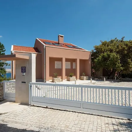 Luxury Seafront Exclusive Pag With Private Pool By The On Pag Island * Bosana