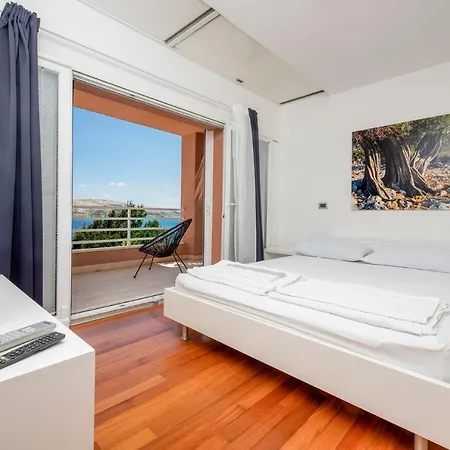 Villa Luxury Seafront Exclusive Pag With Private Pool By The On Pag Island *
